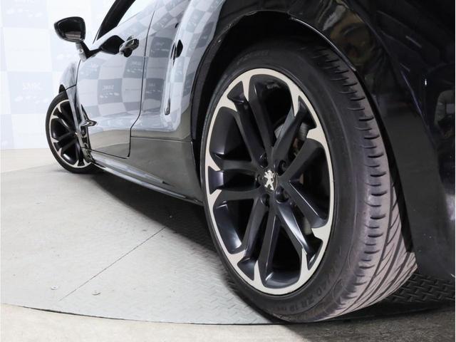 ＲＣＺ カーボンルーフ・パック　禁煙　カーボンルーフ　１９インチＡＷ　カロッツェリアナビＴＶ　ＤＶＤ　バックカメラ　前後コーナーセンサー　ナッパレザーシート　運転席メモリー付きパワーシート　シートヒーター　コムテック製ドラレコ（27枚目）