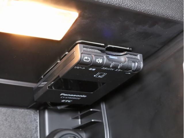 ＭＩＮＩ クーパーＳ　クロスオーバー　禁煙車　ナビゲーション　ワンセグＴＶ　前後タイプドライブレコーダー　バイキセノンライト　フロントリアフォグライト　フルオートエアコン　ＥＴＣ　ボンネットストライプ　純正１７インチアルミホイール（18枚目）