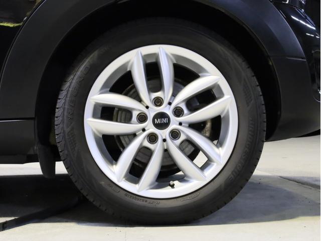 ＭＩＮＩ クーパーＳ　クロスオーバー　禁煙車　ナビゲーション　ワンセグＴＶ　前後タイプドライブレコーダー　バイキセノンライト　フロントリアフォグライト　フルオートエアコン　ＥＴＣ　ボンネットストライプ　純正１７インチアルミホイール（20枚目）