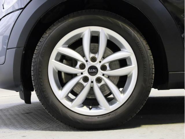 ＭＩＮＩ クーパーＳ　クロスオーバー　禁煙車　ナビゲーション　ワンセグＴＶ　前後タイプドライブレコーダー　バイキセノンライト　フロントリアフォグライト　フルオートエアコン　ＥＴＣ　ボンネットストライプ　純正１７インチアルミホイール（21枚目）