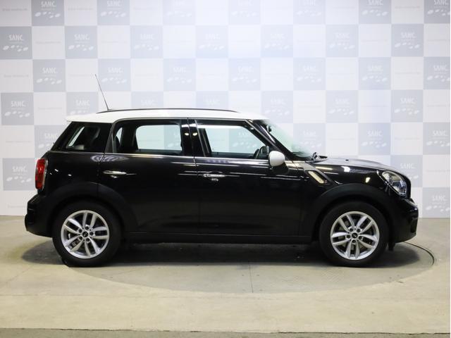 ＭＩＮＩ クーパーＳ　クロスオーバー　禁煙車　ナビゲーション　ワンセグＴＶ　前後タイプドライブレコーダー　バイキセノンライト　フロントリアフォグライト　フルオートエアコン　ＥＴＣ　ボンネットストライプ　純正１７インチアルミホイール（33枚目）