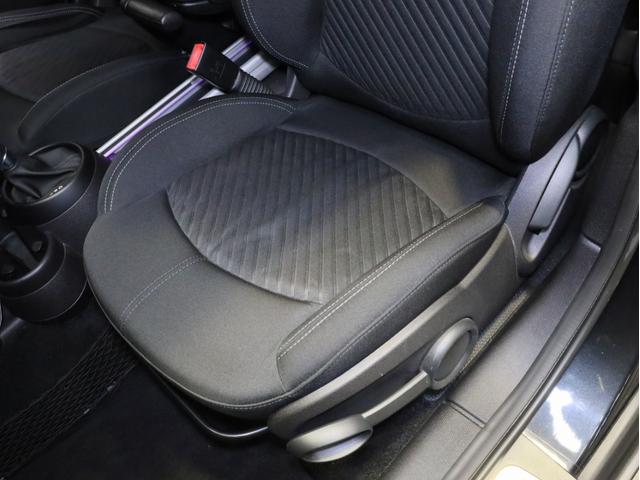 ＭＩＮＩ クーパーＳ　クロスオーバー　禁煙車　ナビゲーション　ワンセグＴＶ　前後タイプドライブレコーダー　バイキセノンライト　フロントリアフォグライト　フルオートエアコン　ＥＴＣ　ボンネットストライプ　純正１７インチアルミホイール（48枚目）