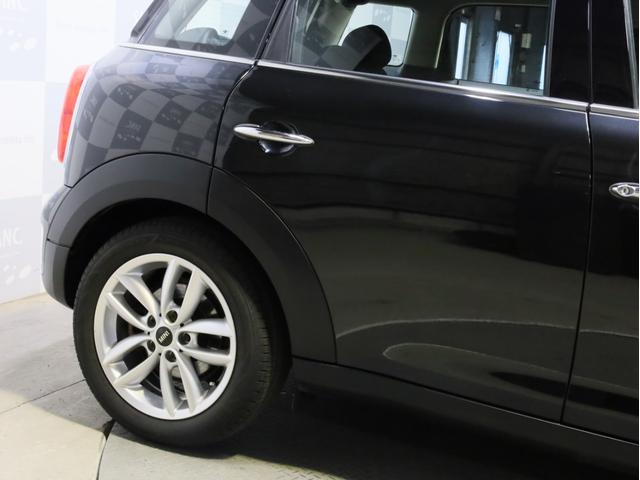 ＭＩＮＩ クーパーＳ　クロスオーバー　禁煙車　ナビゲーション　ワンセグＴＶ　前後タイプドライブレコーダー　バイキセノンライト　フロントリアフォグライト　フルオートエアコン　ＥＴＣ　ボンネットストライプ　純正１７インチアルミホイール（63枚目）