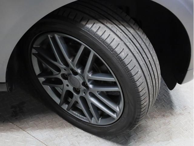 スマートフォーツーカブリオ ＢＲＡＢＵＳ　スポーツ　禁煙　黒革シート　シートヒーター　バックカメラ　車両近接・車線逸脱警告　リアコーナーセンサー　ＵＳＢ入力端子　Ｂｌｕｅｔｏｏｔｈ　ブラバス製シフトノブ　ブラバス製サイドブレーキレバー　ブラバス製ＡＷ（24枚目）