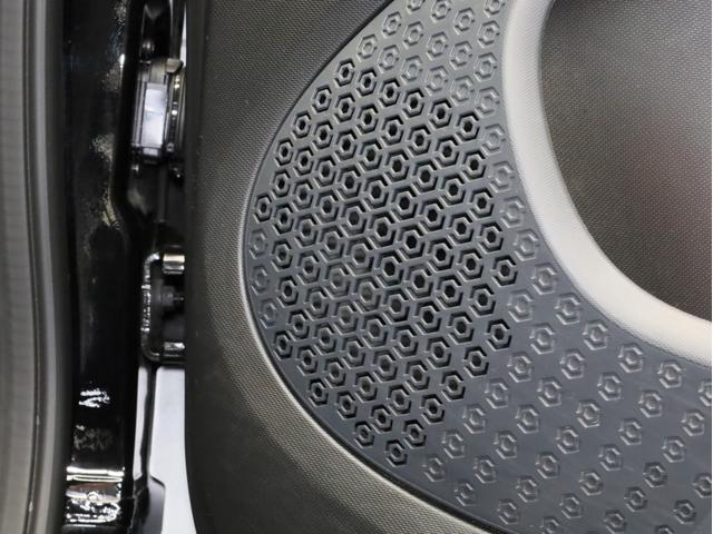スマートフォーツーカブリオ ＢＲＡＢＵＳ　スポーツ　禁煙　黒革シート　シートヒーター　バックカメラ　車両近接・車線逸脱警告　リアコーナーセンサー　ＵＳＢ入力端子　Ｂｌｕｅｔｏｏｔｈ　ブラバス製シフトノブ　ブラバス製サイドブレーキレバー　ブラバス製ＡＷ（62枚目）