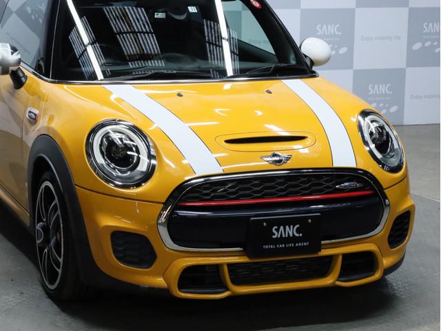 ＭＩＮＩ ジョンクーパーワークス　禁煙　６速ＭＴ　ＪＣＷ１８インチＡＷ　純正ＨＤＤナビ　バックカメラ　リアコーナーセンサー　ＭＩＮＩエキサイトメントＰＫＧ　ライトＰＫＧ　ＬＥＤヘッドライト　スマートキー　ＪＣＷ専用スポーツシート（67枚目）