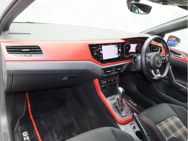 ポロＧＴＩ ベースグレード　禁煙　ナビ　フルセグ　Ｂカメラ（74枚目）