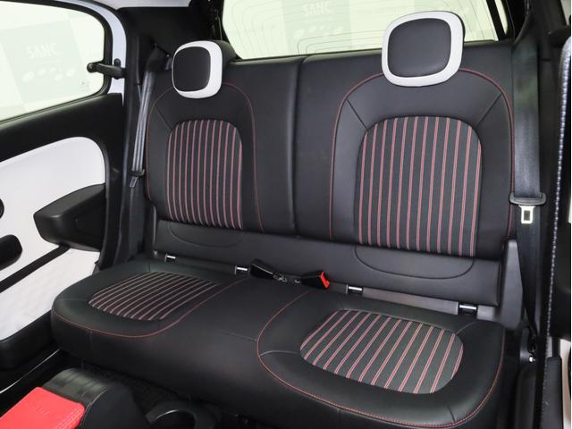 トゥインゴ ルコックスポルティフ　禁煙　１５０台限定車　専用ボディ色　専用内装　専用シート　専用１６インチＡＷ　Ａｐｐｌｅ　ＣａｒＰｌａ対応　サブウーハー　バックカメラ　リアコーナーセンサー　シートヒーター　純正ドライブレコーダー（13枚目）