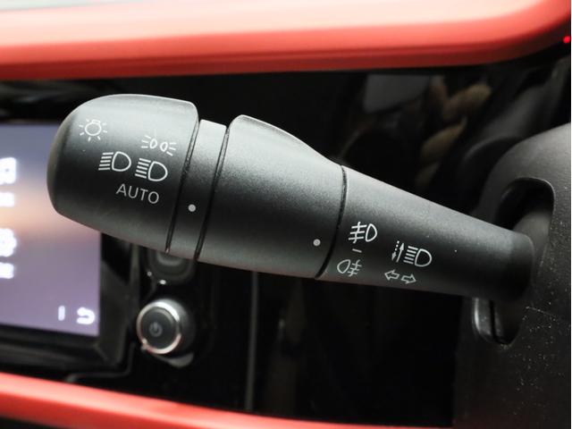 トゥインゴ ルコックスポルティフ　禁煙　１５０台限定車　専用ボディ色　専用内装　専用シート　専用１６インチＡＷ　Ａｐｐｌｅ　ＣａｒＰｌａ対応　サブウーハー　バックカメラ　リアコーナーセンサー　シートヒーター　純正ドライブレコーダー（39枚目）