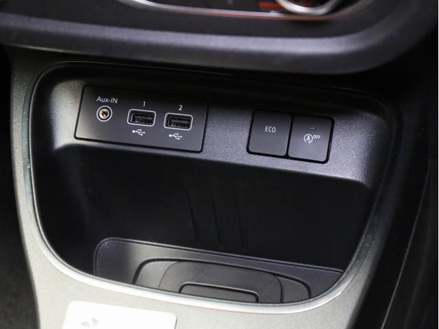 トゥインゴ ルコックスポルティフ　禁煙　１５０台限定車　専用ボディ色　専用内装　専用シート　専用１６インチＡＷ　Ａｐｐｌｅ　ＣａｒＰｌａ対応　サブウーハー　バックカメラ　リアコーナーセンサー　シートヒーター　純正ドライブレコーダー（46枚目）