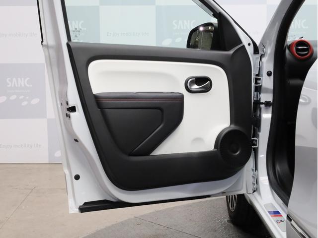 トゥインゴ ルコックスポルティフ　禁煙　１５０台限定車　専用ボディ色　専用内装　専用シート　専用１６インチＡＷ　Ａｐｐｌｅ　ＣａｒＰｌａ対応　サブウーハー　バックカメラ　リアコーナーセンサー　シートヒーター　純正ドライブレコーダー（54枚目）