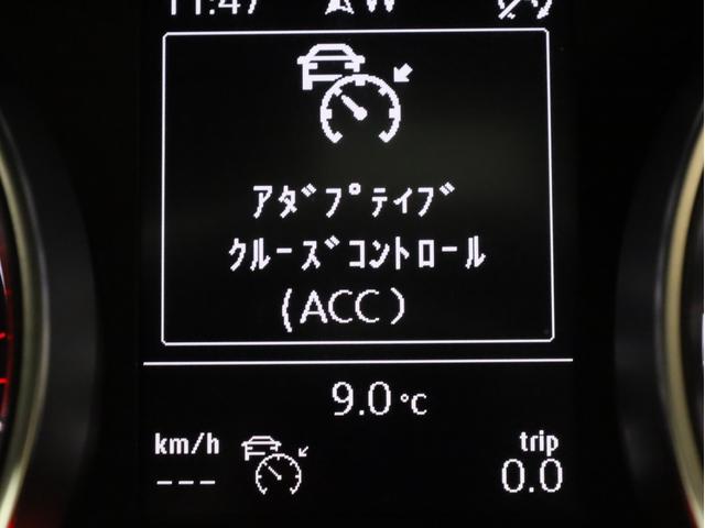 ゴルフ ミラノエディション　禁煙　ナッパレザー・アルカンターラシート表皮　ウッドパネル　衝突被害軽減ブレーキアダプティブクルーズコントロール　アクティブレーンアシスト　純正ナビ　ＤＶＤ　フルセグＴＶ　Ｂｌｕｅｔｏｏｔｈ　ＵＳＢ（13枚目）