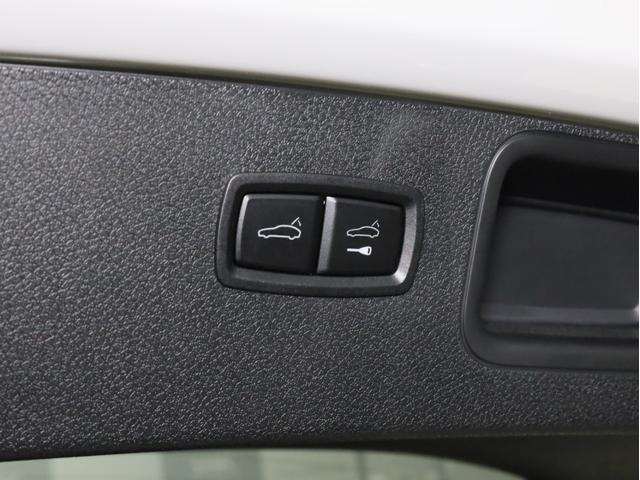 マカン マカンＴ　禁煙１オ－ナ－　アダプティブエアサス　ＲＳ　Ｓｐｙｄｅｒ　２１インチＡＷ　スポーツクロノ　ＰＫＧエクステリアＰＫＧ　ティンテッドＬＥＤテールライト　アダプティブクルーズコントロール　全周囲カメラ（21枚目）
