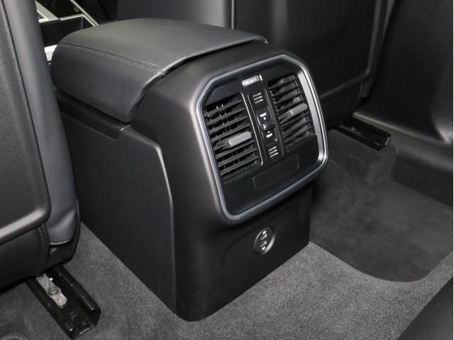 マカン マカンＴ　禁煙１オ－ナ－　アダプティブエアサス　ＲＳ　Ｓｐｙｄｅｒ　２１インチＡＷ　スポーツクロノ　ＰＫＧエクステリアＰＫＧ　ティンテッドＬＥＤテールライト　アダプティブクルーズコントロール　全周囲カメラ（59枚目）