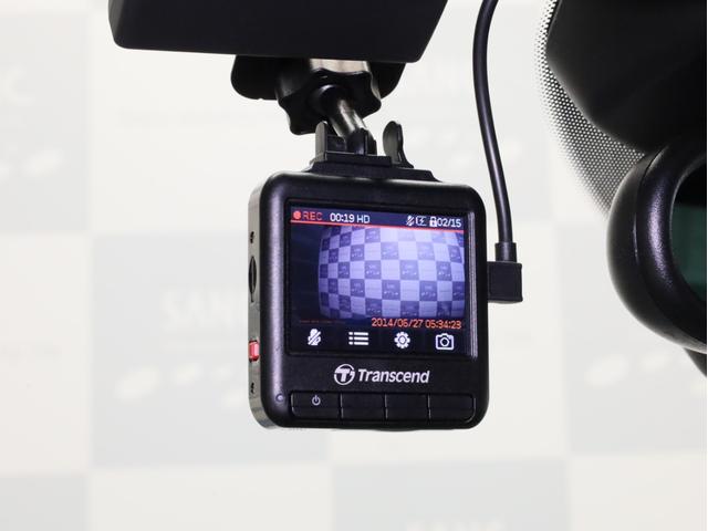 ＲＳ Ｑ３ 　禁煙　ファインナッパレザーシートダイヤモンドスティッチング　ＬＥＤヘッドライト　電動リアゲート　ＢＯＳＥサウンドシステム　ナビ　フルセグＴＶ　Ｂカメラ　前後コーナーセンサー　アシスタンスＰＫＧ（22枚目）