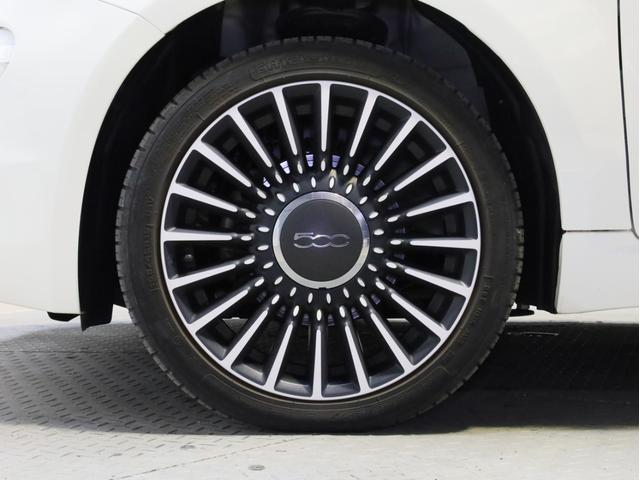 ５００Ｃ ツインエア　ラウンジ　後期型　禁煙　カロッツェリア製メモリーナビ　フルセグＴＶ　ＤＶＤ再生　ＵＳＢ入力端子　Ｂｌｕｅｔｏｏｔｈ　バイキセノンライト　ボディ同色インパネ　ハーフレザーシート　グローブボックス　オートエアコン（21枚目）