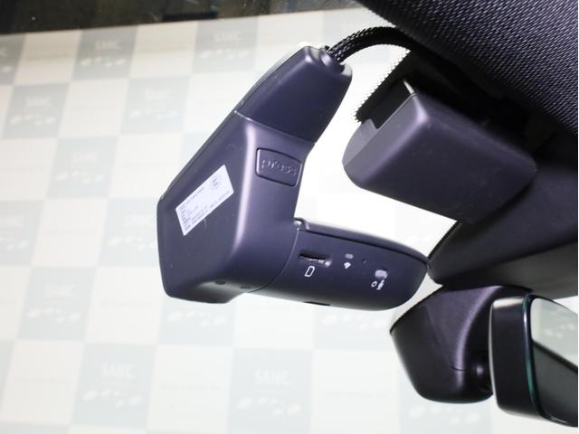 Ａ３ スポーツバック３０ＴＦＳＩ　スポーツ　バーチャルコクピット　スポーツバンパー　Ｓラインスポーツサス　１８インチＡＷ　Ｓラインハーフレザーシート　アシスタンスＰＫＧ　コンビニエンスＰＫＧ　ナビＰＫＧ　ＡＣＣ　レーンキープ　ＬＥＤヘッドライト（22枚目）