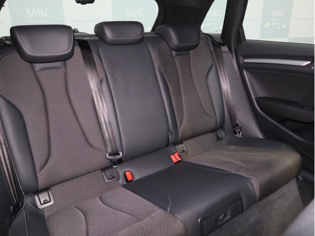 Ａ３ スポーツバック３０ＴＦＳＩ　スポーツ　バーチャルコクピット　スポーツバンパー　Ｓラインスポーツサス　１８インチＡＷ　Ｓラインハーフレザーシート　アシスタンスＰＫＧ　コンビニエンスＰＫＧ　ナビＰＫＧ　ＡＣＣ　レーンキープ　ＬＥＤヘッドライト（57枚目）