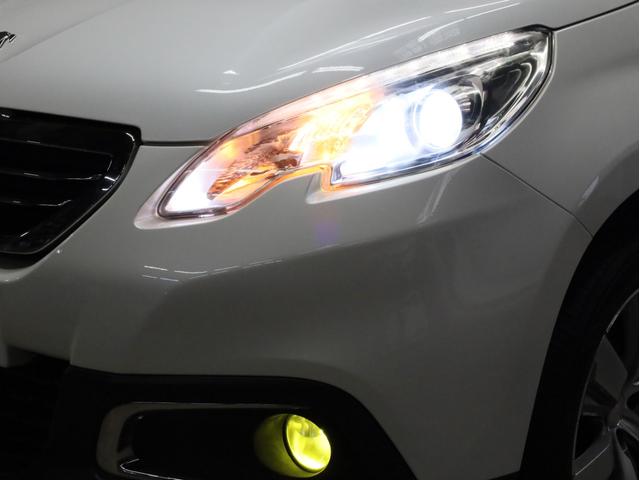 ２００８ プレミアム　禁煙　純正ナビ　フルセグ　タッチパネル式ディスプレイ　ＵＳＢ　Ｂｌｕｅｔｏｏｔｈ　ドラレコ　キーレスエントリー　Ｂカメラ　Ｒセンサー　左右独立調整エアコン　ハーフレザーシート　ＥＴＣ　１６インチＡＷ（66枚目）