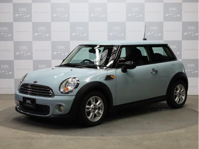 ＭＩＮＩ ワン　禁煙　アイスブルーボディ色　マニュアルモード付き６速ＡＴ　クロームラインエクステリア　革巻きシフトノブ　１５インチＡＷ　フロントフォグランプ　盗難防止装置　純正ＣＤオーディオ　キーレスエントリー（25枚目）