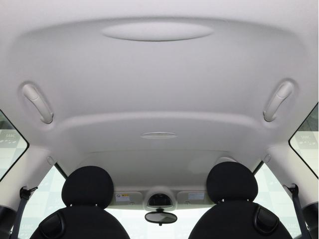 ＭＩＮＩ ワン　禁煙　アイスブルーボディ色　マニュアルモード付き６速ＡＴ　クロームラインエクステリア　革巻きシフトノブ　１５インチＡＷ　フロントフォグランプ　盗難防止装置　純正ＣＤオーディオ　キーレスエントリー（52枚目）