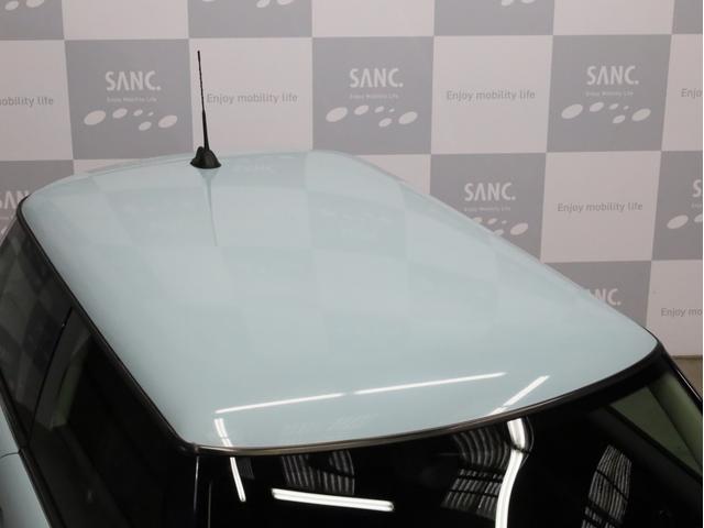 ＭＩＮＩ ワン　禁煙　アイスブルーボディ色　マニュアルモード付き６速ＡＴ　クロームラインエクステリア　革巻きシフトノブ　１５インチＡＷ　フロントフォグランプ　盗難防止装置　純正ＣＤオーディオ　キーレスエントリー（62枚目）