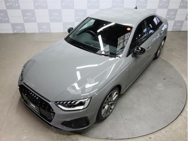 Ａ４ ３５ＴＦＳＩ　Ｓライン　禁煙　Ｓ４用１９インチＡＷ　ブラックＡｕｄｉｒｉｎｇｓ＆ブラックスタイリングＰＫＧ　マトリクスＬＥＤライト　パークアシスト　全周囲カメラ　アダプティブクルコン　レーンアシスト　サイドアシスト　純正ナビ（3枚目）