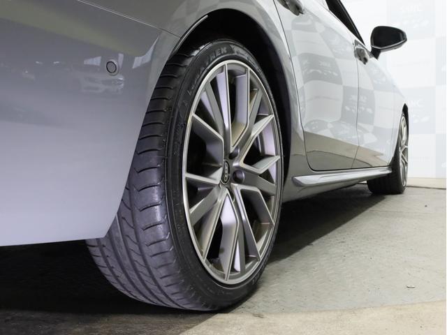 Ａ４ ３５ＴＦＳＩ　Ｓライン　禁煙　Ｓ４用１９インチＡＷ　ブラックＡｕｄｉｒｉｎｇｓ＆ブラックスタイリングＰＫＧ　マトリクスＬＥＤライト　パークアシスト　全周囲カメラ　アダプティブクルコン　レーンアシスト　サイドアシスト　純正ナビ（33枚目）