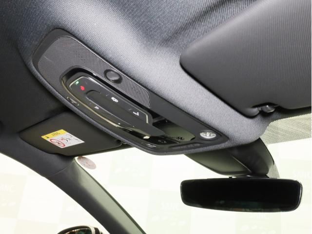 Ａ４ ３５ＴＦＳＩ　Ｓライン　禁煙　Ｓ４用１９インチＡＷ　ブラックＡｕｄｉｒｉｎｇｓ＆ブラックスタイリングＰＫＧ　マトリクスＬＥＤライト　パークアシスト　全周囲カメラ　アダプティブクルコン　レーンアシスト　サイドアシスト　純正ナビ（64枚目）