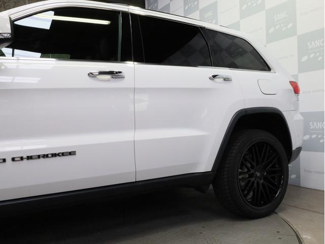 ジープ・グランドチェロキー リミテッド 黒革 前後シートヒーター 前席シートベンチレーター アダプティブクルーズコントロール アドバンストブレーキアシスト ブラインドスポットモニター リアトラフィックアラート FSRカメラ パークアシスト(72枚目)