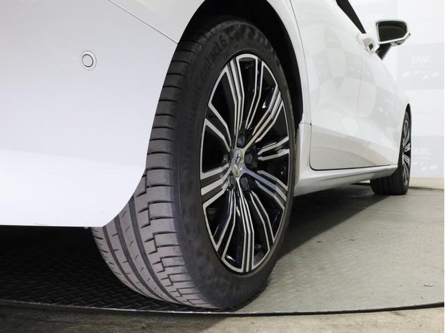 S60 T5 インスクリプション 禁煙 ハーマンカードンオーディオ ファインナッパーレザーシート シートベンチレーター ナビTV 360度カメラ パークアシスト ACC BLIS レーンアシスト クロームウインドウトリム 18AW(32枚目)