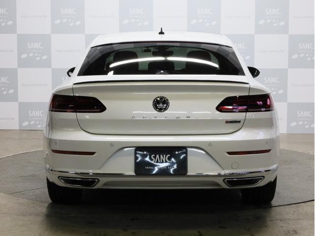 アルテオン TSI 4モーション Rラインアドバンス 黒革 電動パノラマスライディングルーフ アダプティブシャシーコントロールDCC 20インチAW LEDヘッドライト ACC 渋滞時追従支援システム 純正ナビTV 360度カメラ パークアシスト(40枚目)