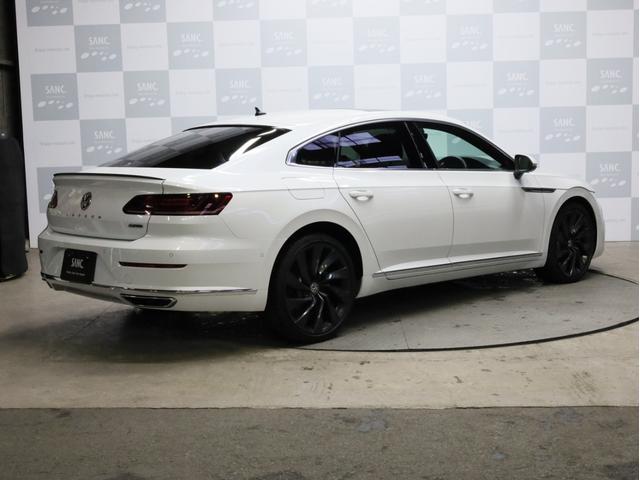 アルテオン TSI 4モーション Rラインアドバンス 黒革 電動パノラマスライディングルーフ アダプティブシャシーコントロールDCC 20インチAW LEDヘッドライト ACC 渋滞時追従支援システム 純正ナビTV 360度カメラ パークアシスト(41枚目)