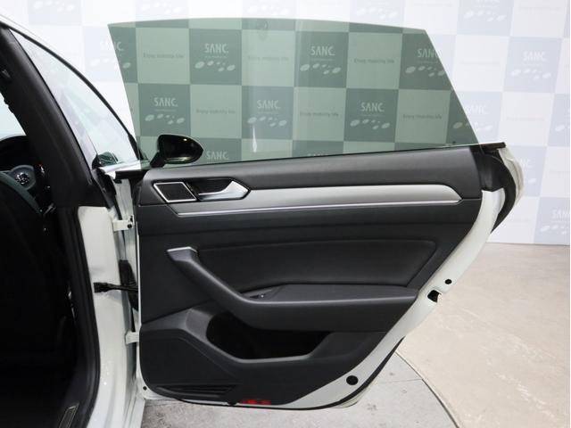 アルテオン TSI 4モーション Rラインアドバンス 黒革 電動パノラマスライディングルーフ アダプティブシャシーコントロールDCC 20インチAW LEDヘッドライト ACC 渋滞時追従支援システム 純正ナビTV 360度カメラ パークアシスト(68枚目)