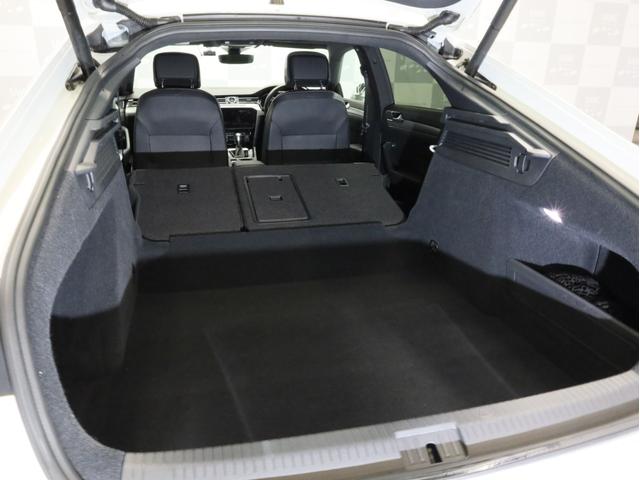 アルテオン TSI 4モーション Rラインアドバンス 黒革 電動パノラマスライディングルーフ アダプティブシャシーコントロールDCC 20インチAW LEDヘッドライト ACC 渋滞時追従支援システム 純正ナビTV 360度カメラ パークアシスト(70枚目)