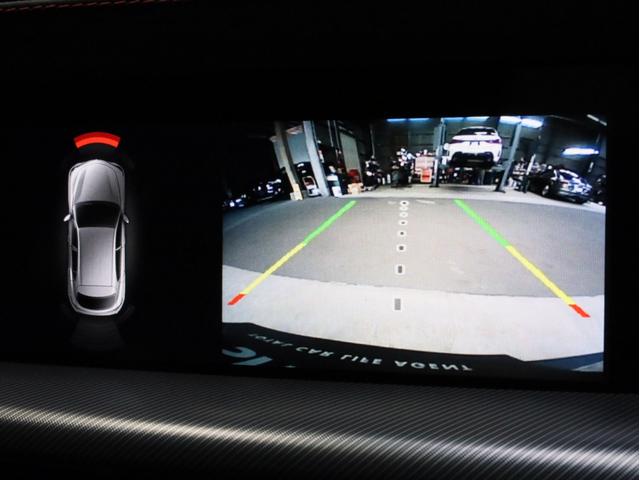 ステルヴィオ 2.2ターボ ディーゼルQ4スポーツパッケージ 禁煙 ZF製8速AT 電子制御式4WD 赤革スポーツシート レザーダッシュボード ブラックルーフレール ブラックウインドウトリム 19AW ハーマンカードン カープレイ対応 バックカメラ(19枚目)