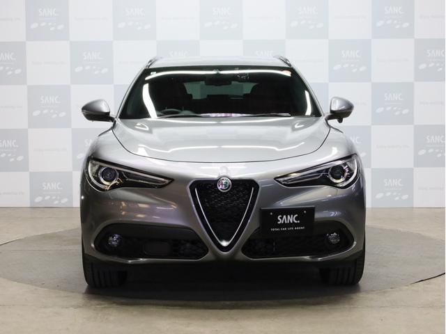 ステルヴィオ 2.2ターボ ディーゼルQ4スポーツパッケージ 禁煙 ZF製8速AT 電子制御式4WD 赤革スポーツシート レザーダッシュボード ブラックルーフレール ブラックウインドウトリム 19AW ハーマンカードン カープレイ対応 バックカメラ(34枚目)