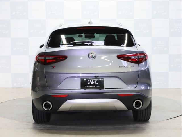 ステルヴィオ 2.2ターボ ディーゼルQ4スポーツパッケージ 禁煙 ZF製8速AT 電子制御式4WD 赤革スポーツシート レザーダッシュボード ブラックルーフレール ブラックウインドウトリム 19AW ハーマンカードン カープレイ対応 バックカメラ(39枚目)