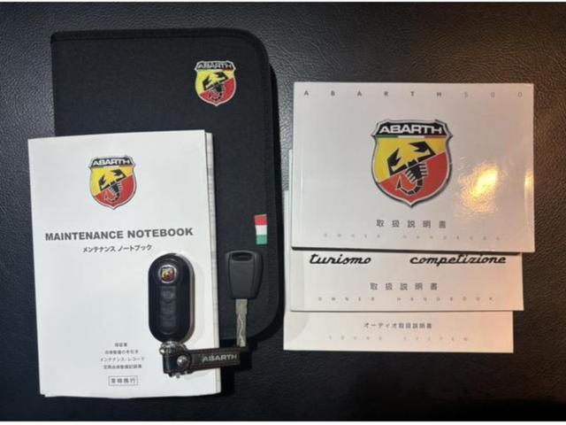 アバルト595C ツーリズモ 禁煙 赤革シート 2トーンボディカラー ブラックソフトトップ 17インチAW ケンウッド製ナビTV リアコーナーセンサー スポーツモード ルーフエンドスポイラー スポーツサス レッドキャリパー(2枚目)