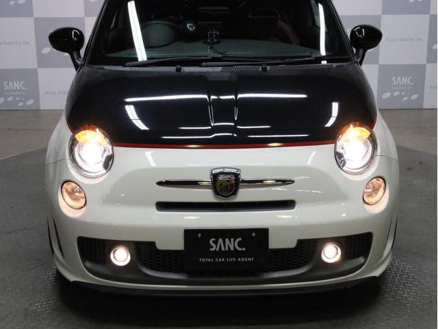 アバルト595C ツーリズモ 禁煙 赤革シート 2トーンボディカラー ブラックソフトトップ 17インチAW ケンウッド製ナビTV リアコーナーセンサー スポーツモード ルーフエンドスポイラー スポーツサス レッドキャリパー(74枚目)