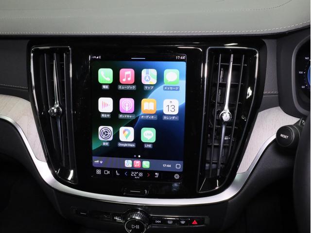 V60 クロスカントリー アルティメット B5 AWD 禁煙車 黒革シート harman/kardonサウンドシステム 全周囲カメラ 前後コーナーセンサー フルLEDヘッドライト 19インチAW(3枚目)