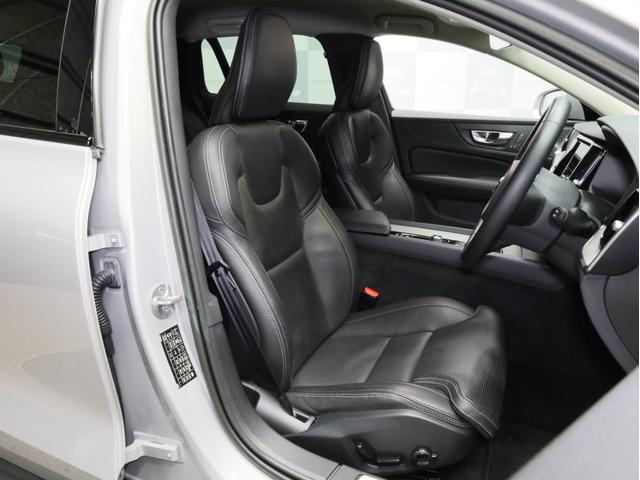 V60 クロスカントリー アルティメット B5 AWD 禁煙車 黒革シート harman/kardonサウンドシステム 全周囲カメラ 前後コーナーセンサー フルLEDヘッドライト 19インチAW(7枚目)