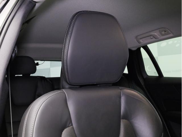 V60 クロスカントリー アルティメット B5 AWD 禁煙車 黒革シート harman/kardonサウンドシステム 全周囲カメラ 前後コーナーセンサー フルLEDヘッドライト 19インチAW(8枚目)