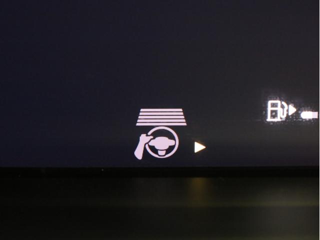 V60 クロスカントリー アルティメット B5 AWD 禁煙車 黒革シート harman/kardonサウンドシステム 全周囲カメラ 前後コーナーセンサー フルLEDヘッドライト 19インチAW(18枚目)