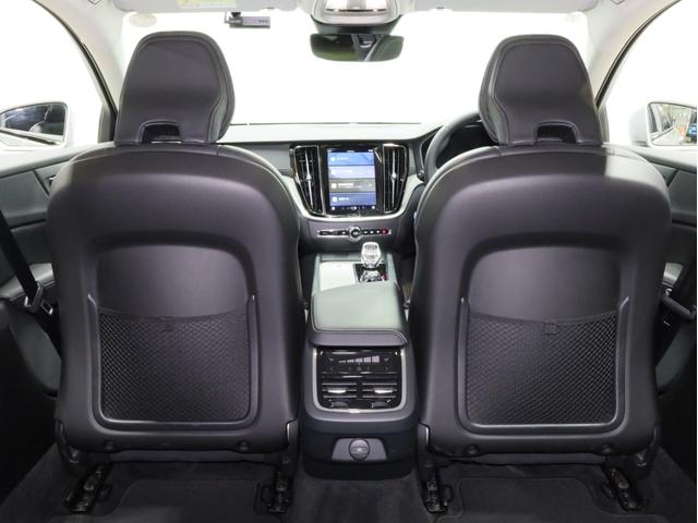 V60 クロスカントリー アルティメット B5 AWD 禁煙車 黒革シート harman/kardonサウンドシステム 全周囲カメラ 前後コーナーセンサー フルLEDヘッドライト 19インチAW(58枚目)