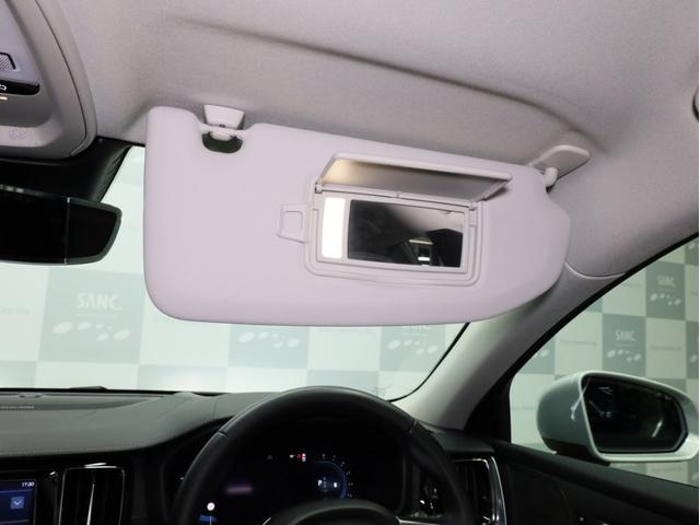 V60 クロスカントリー アルティメット B5 AWD 禁煙車 黒革シート harman/kardonサウンドシステム 全周囲カメラ 前後コーナーセンサー フルLEDヘッドライト 19インチAW(77枚目)