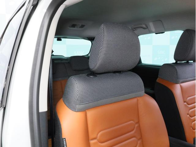 Ｃ３ エアクロス キュイール　禁煙　ブラウンハーフレザー　Ａｐｐｌｅ　ＣａｒＰｌａｙ対応　上方視点付バックカメラ　Ｑｉ規格ワイヤレス充電　前後ドライブレコーダー　ＬＥＤデイライト（4枚目）