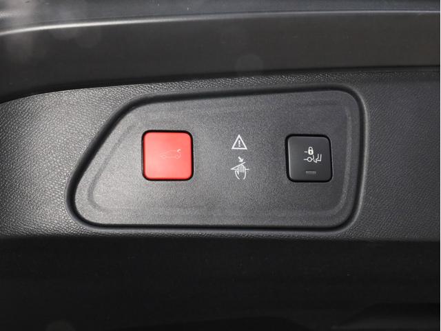 ３００８ ＧＴライン　禁煙車　アクティブセーフティブレーキ　純正ナビ　フルセグＴＶ　バックカメラ　前後コーナーセンサー　ハンズフリーリアゲート　フルＬＥＤヘッドライト　ワイヤレス充電　スペアキー（19枚目）