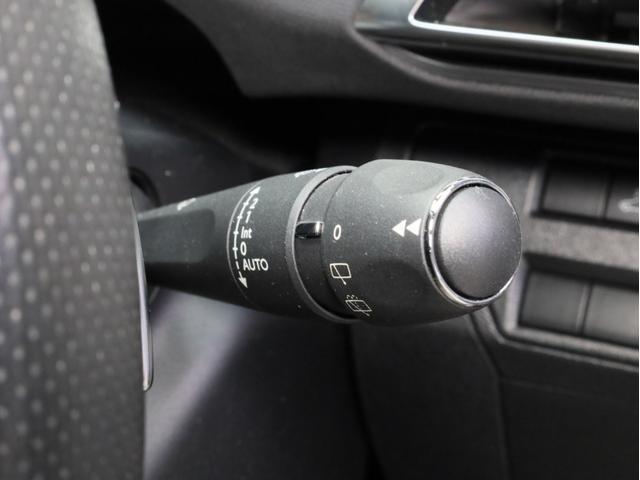 ３００８ ＧＴライン　禁煙車　アクティブセーフティブレーキ　純正ナビ　フルセグＴＶ　バックカメラ　前後コーナーセンサー　ハンズフリーリアゲート　フルＬＥＤヘッドライト　ワイヤレス充電　スペアキー（44枚目）