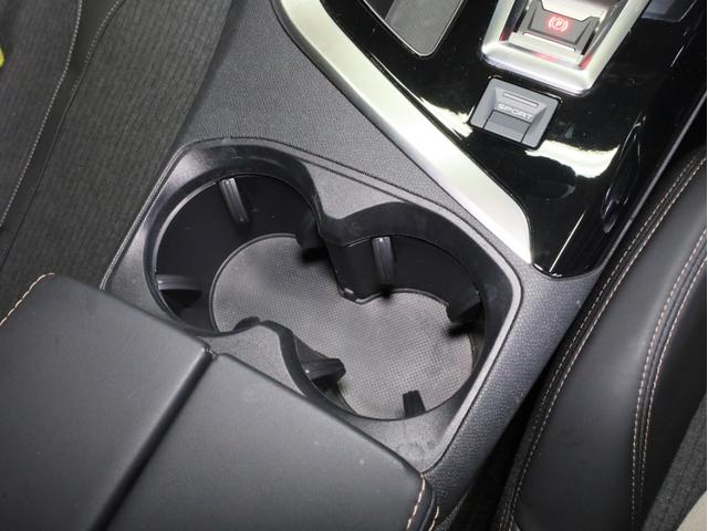 ３００８ ＧＴライン　禁煙車　アクティブセーフティブレーキ　純正ナビ　フルセグＴＶ　バックカメラ　前後コーナーセンサー　ハンズフリーリアゲート　フルＬＥＤヘッドライト　ワイヤレス充電　スペアキー（52枚目）